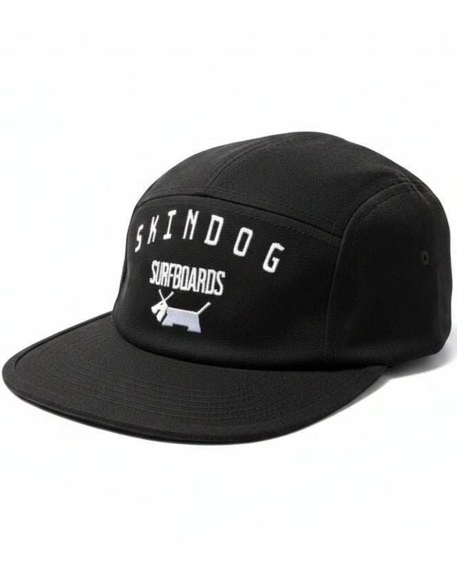 Black cap with 'Skindog Surfboards' logo on a white background